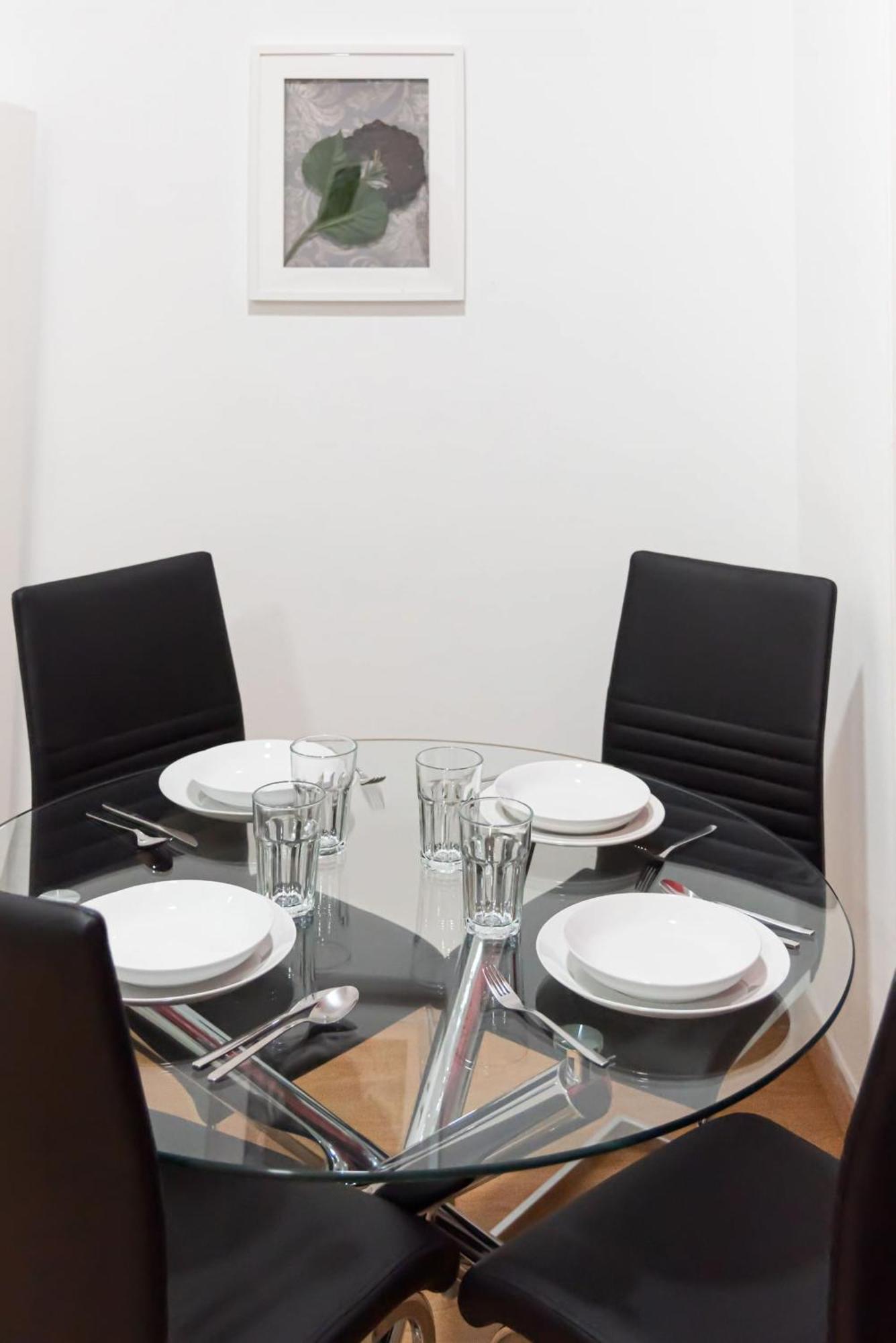 Apartamentos Day Madrid Luna Centro Gran Via Sol Malasana Eksteriør bilde