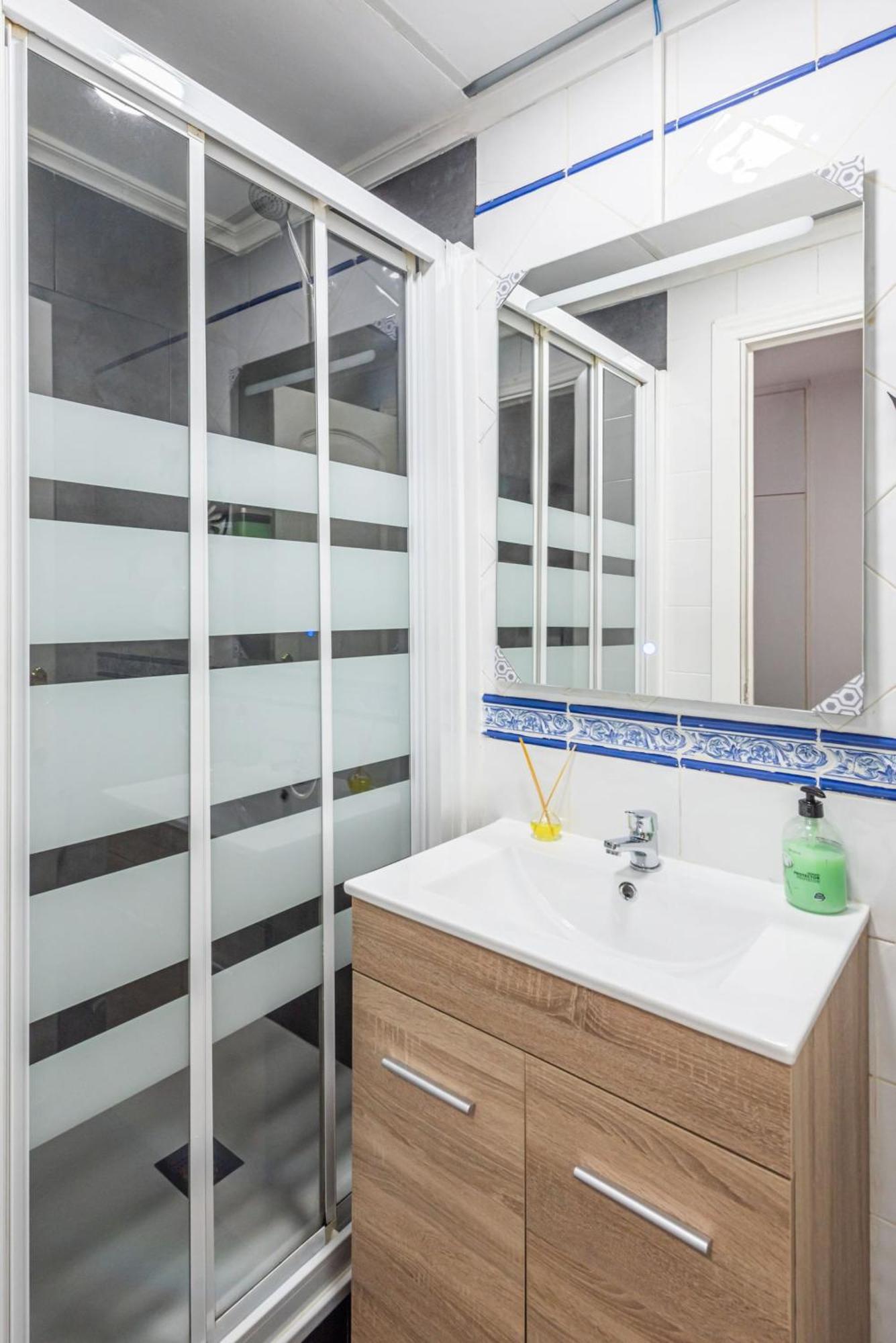 Apartamentos Day Madrid Luna Centro Gran Via Sol Malasana Eksteriør bilde