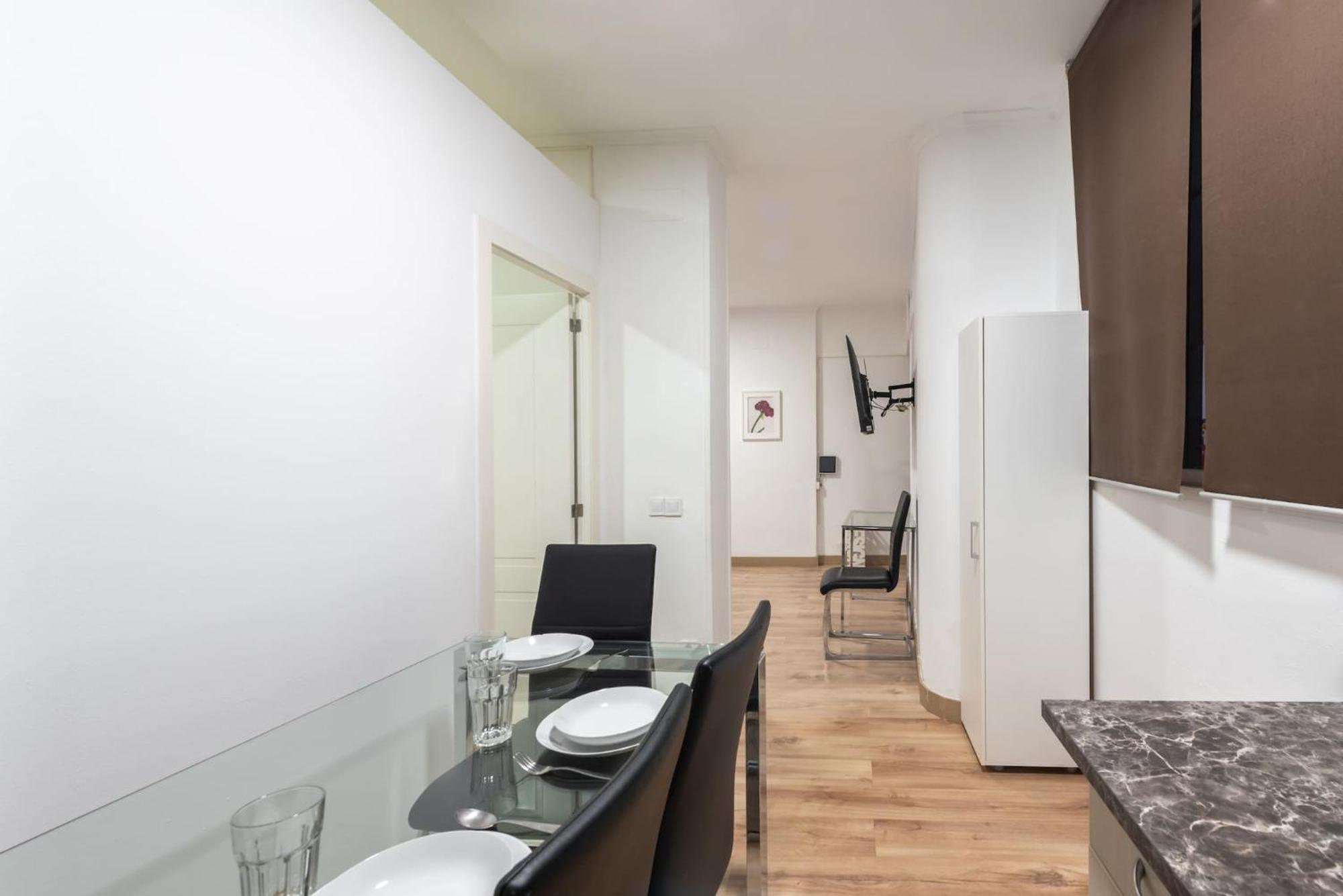 Apartamentos Day Madrid Luna Centro Gran Via Sol Malasana Eksteriør bilde