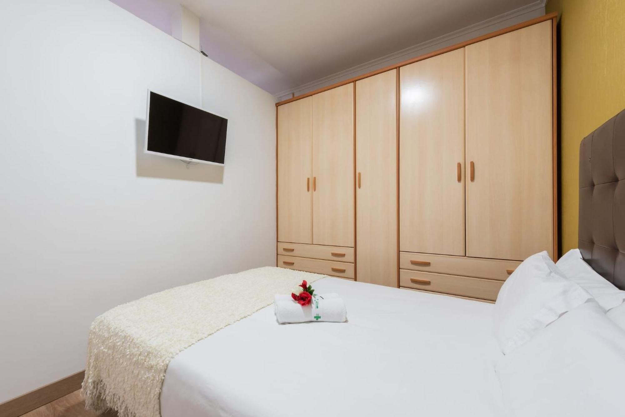 Apartamentos Day Madrid Luna Centro Gran Via Sol Malasana Eksteriør bilde